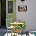 Bed & Breakfast Aeon - Adults Only Pýrgos