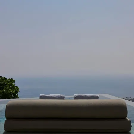 Aeon - Adults Only Bed & Breakfast