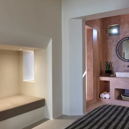 Aeon - Adults Only Bed & Breakfast