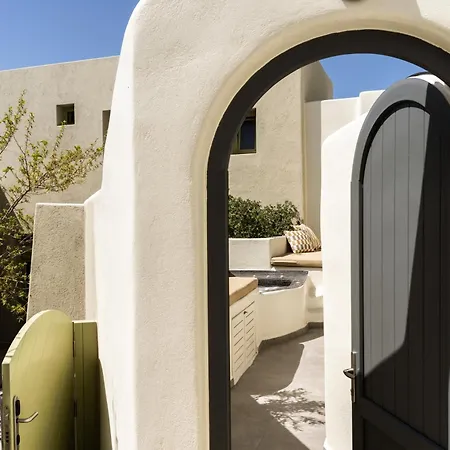 Aeon - Adults Only Bed & Breakfast