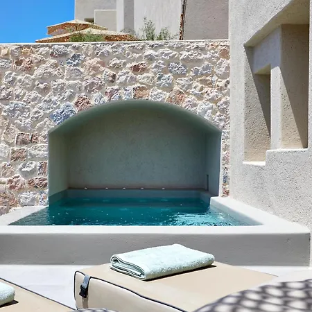 Aeon - Adults Only By Mr And Mrs White Bed & Breakfast Pýrgos