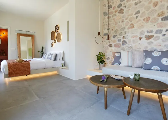 Aeon - Adults Only 4*