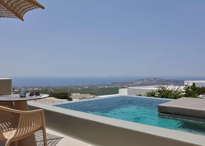 Aeon - Adults Only Пиргос