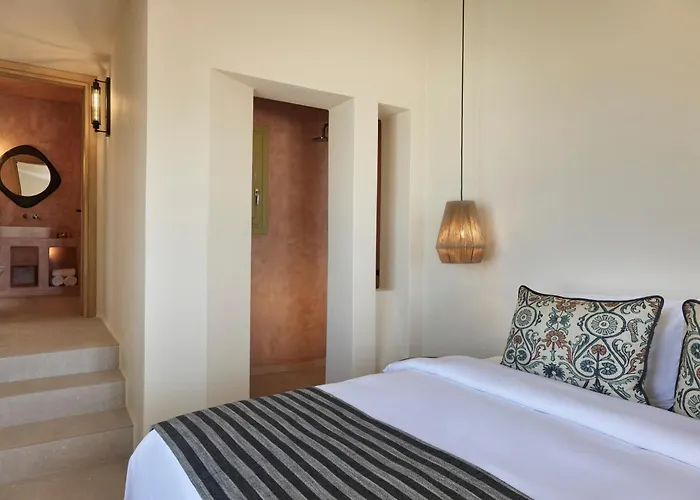 Aeon - Adults Only 4* Pýrgos