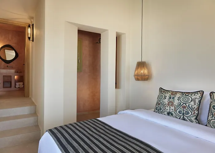 Aeon - Adults Only 4*