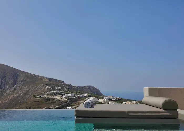 Aeon - Adults Only Couette-café Pýrgos