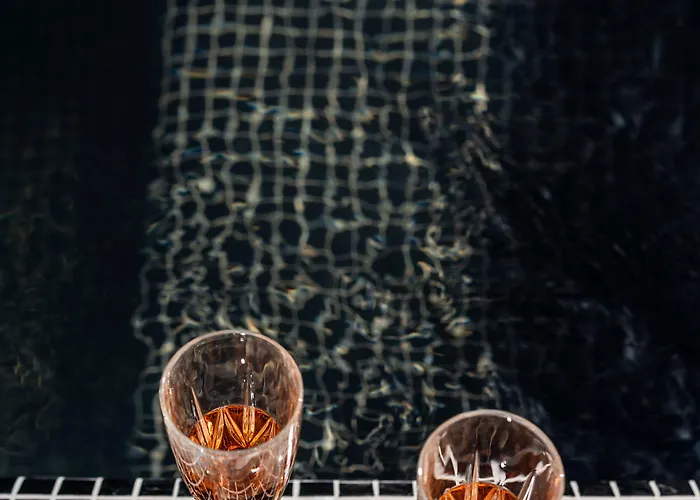 Aeon - Adults Only Couette-café Pýrgos