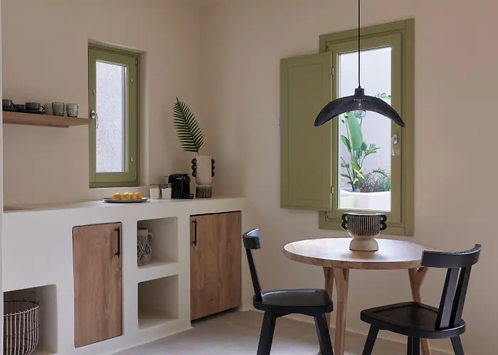 Aeon - Adults Only Bed & Breakfast Pýrgos